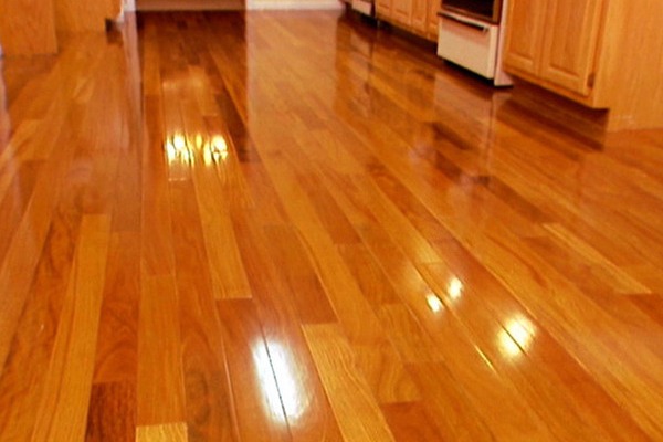 HARDWOOD FLOORS - RED OAK